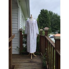 Barbizon White Floral Bethany Gown Nightgown Size Small NWT