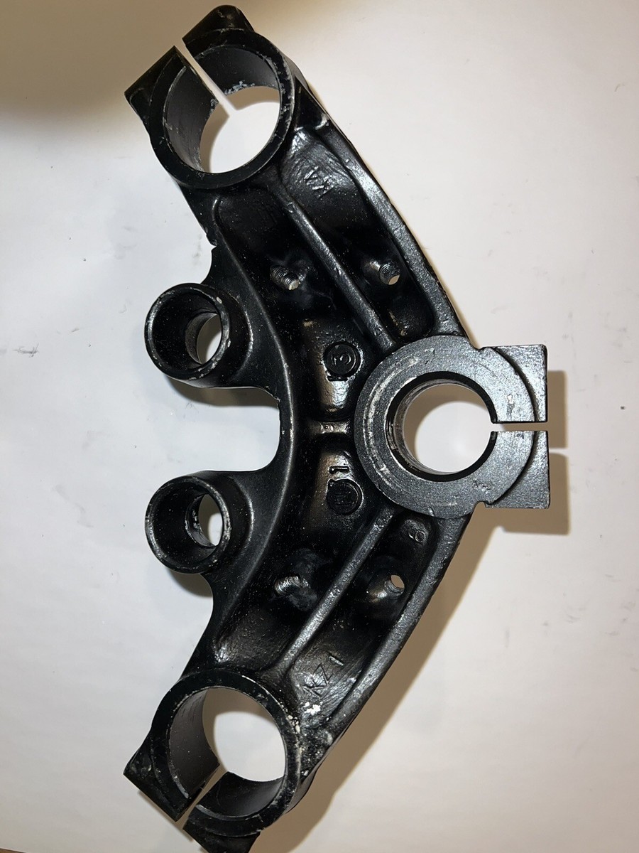 KAWASAKI KZ900 1976-1977 Triple Tree Steering Head | eBay