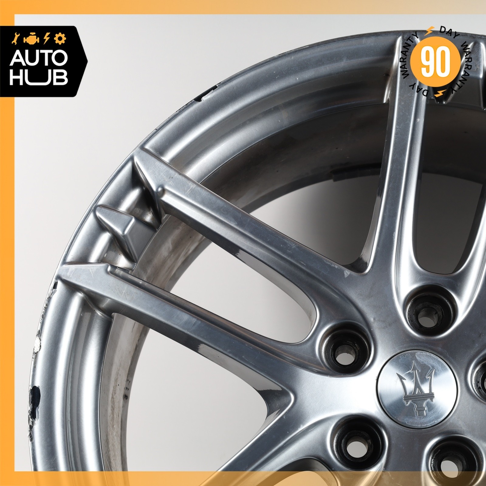 Maserati GranTurismo 2020-2020 Front Wheel Gray P/N 83078400