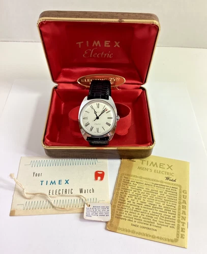 Vintage Men’s Timex Electric Roman Numeral Red Sweep 94344070 Excellent Box Set