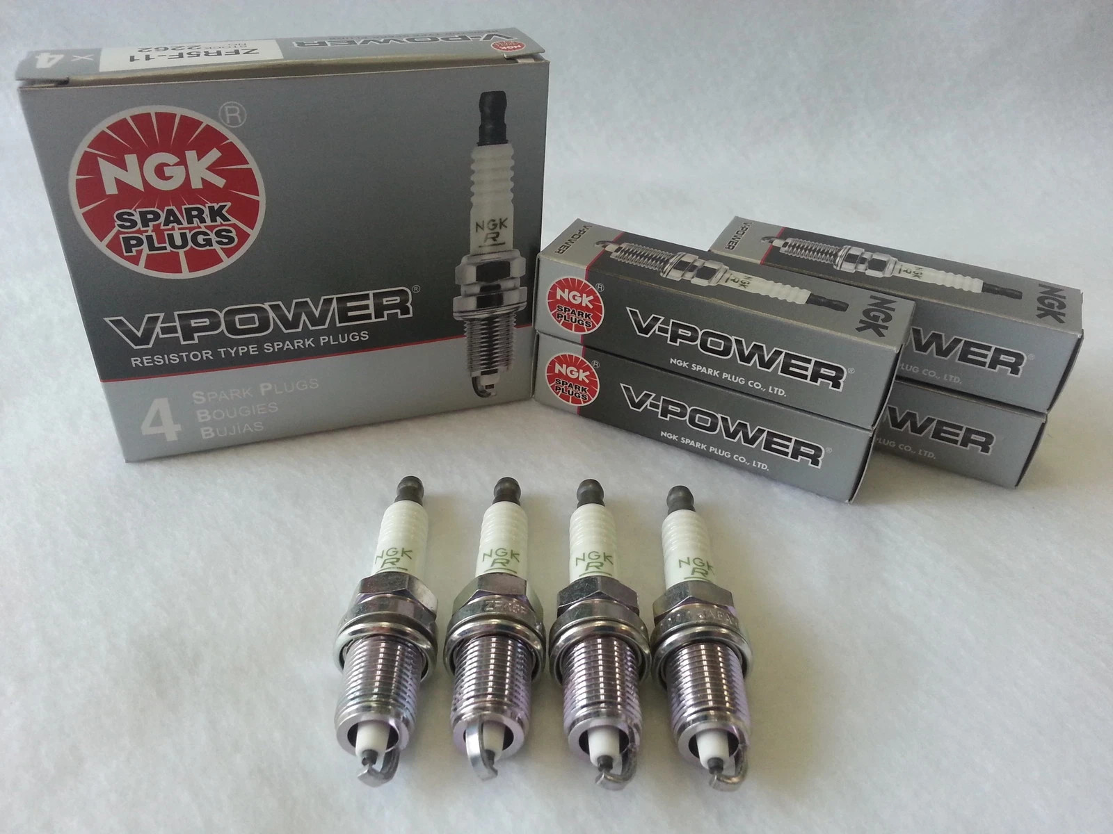 4-New NGK V-Power Copper Spark Plugs BCPR5EY11 #2441 Made in Japan 