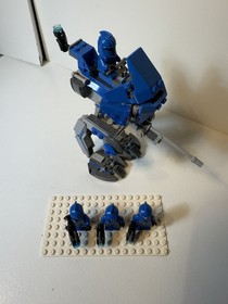 LEGO Star Wars Senate Commando Clone Trooper Minifigures and walker 