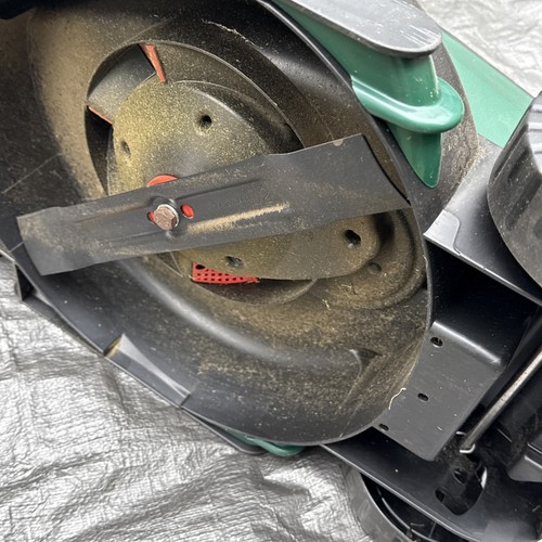 BOSCH EasyMOWER 18V-32-200 Cordless Lawnmower + Battery +Charger - Picture 6 of 17