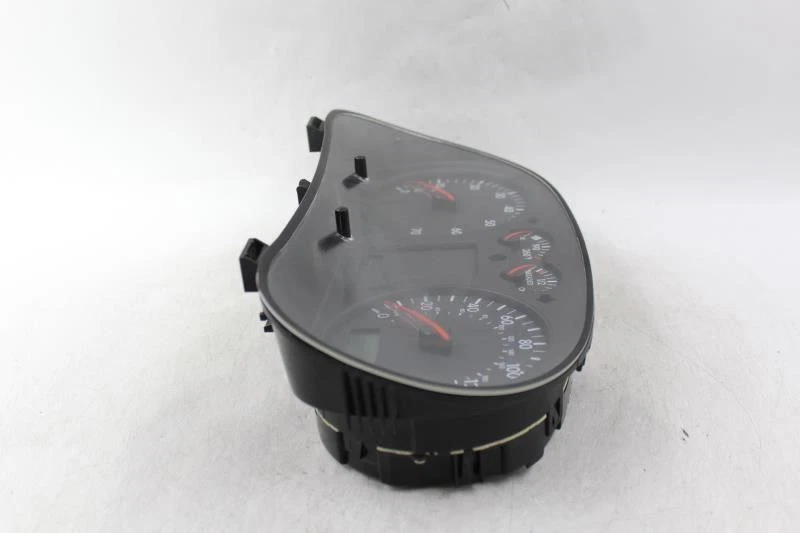 Grupo de velocímetros 165 k millas turbo gasolina MPH compatible con 01 Volkswagen Jetta OEM #27961 Foto 3 de 4