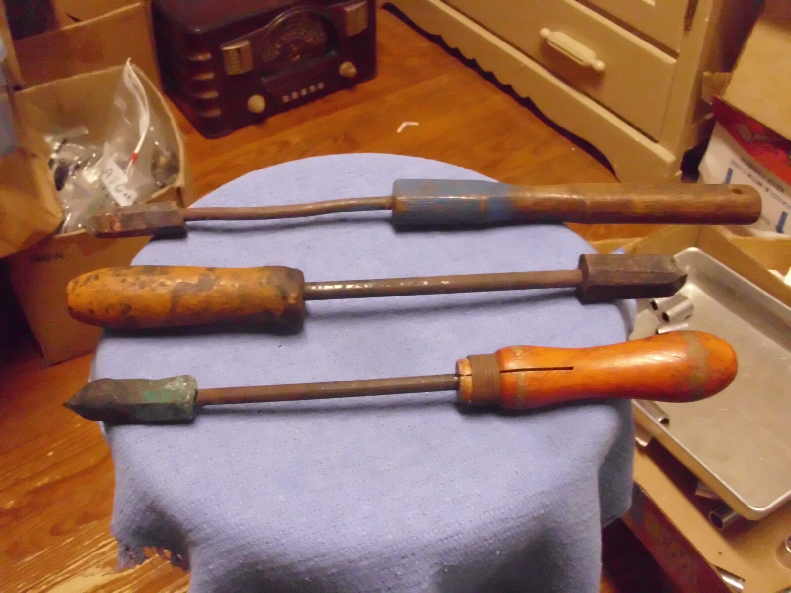 Picture 1 of 6