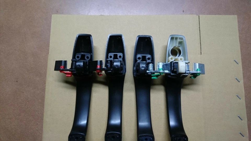 1 juego de manija de puerta exterior negra para Chrysler 300 C 05-10, Magnum 05-08, cargador 07 Foto 3 de 4