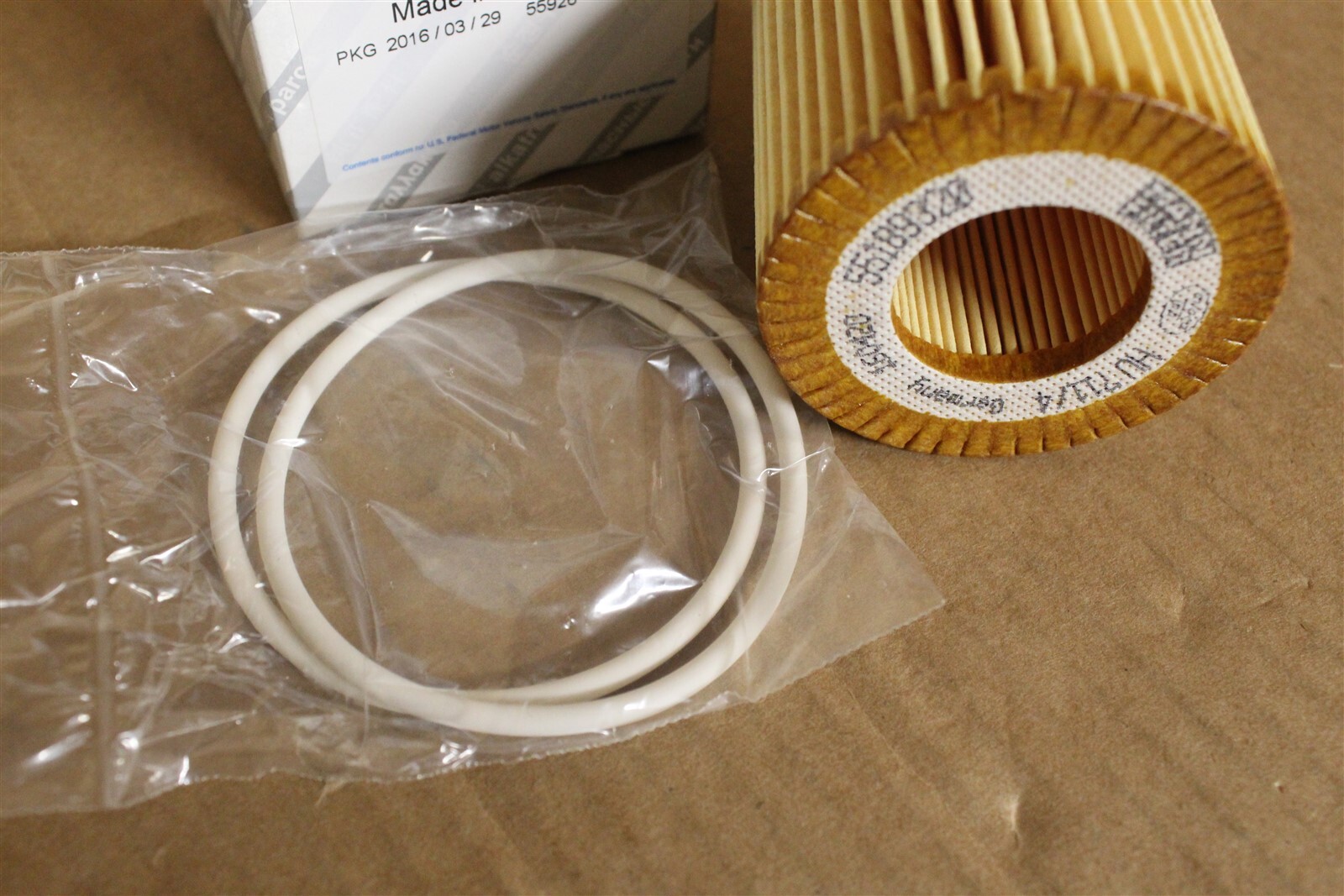 Fiat Chroma PUNTO ALFA ROMEO 159 Oil Filter 71737926 for sale  