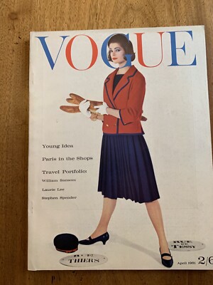 VOGUE: April 1961   fine   228pp