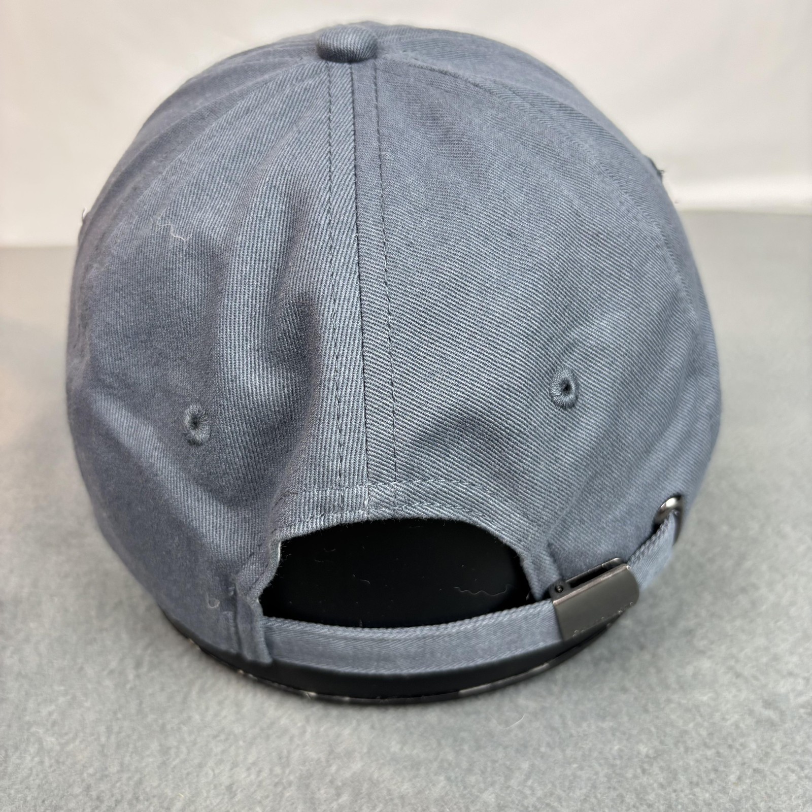 Calvin Klein Hat Cap Strap Back Gray Embroidered Logo Twill Dad Hat Mens thumbnail 3