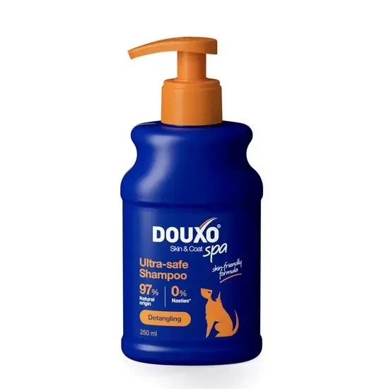 DOUXO Skin & Coat SPA Ultra-Safe Detangling Dog Shampoo