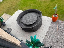 Housing Units Large Circular Rattan Garden Daybed / Seating Set furniture