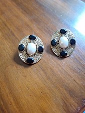 Vintage DMJ Large Oval Gold Tone Clip Earings Statement Earrings