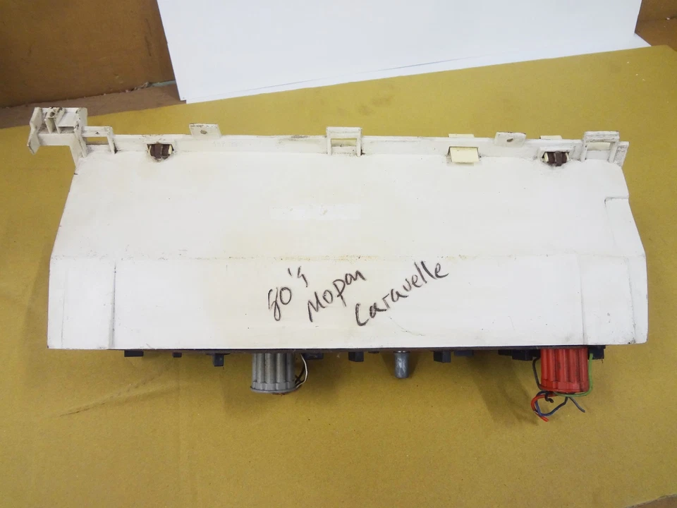 1983-88 Plymouth Caravelle SPEEDOMETER GAUGE CLUSTER Instrument Speedo - Image 2 of 4