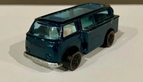 Hot Wheels Beach Bomb Redline Wheels Volkswagen Van Aqua with RARE WHEEL ERROR!