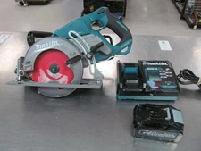 Makita GSR01 40V Max XGT Brushless Cordless 7-1/4 in. Circular Saw