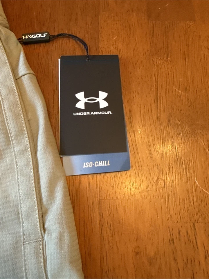 Nuevo UA ISO- Chill Golf Air Vent Under Armour para hombre talla 30 Foto 3 de 4
