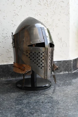 Mittelalterlicher Kreuzritterhelm, Ritterstahlrüstung-Replika, Barbuta- Helm - Bild 1 von 4