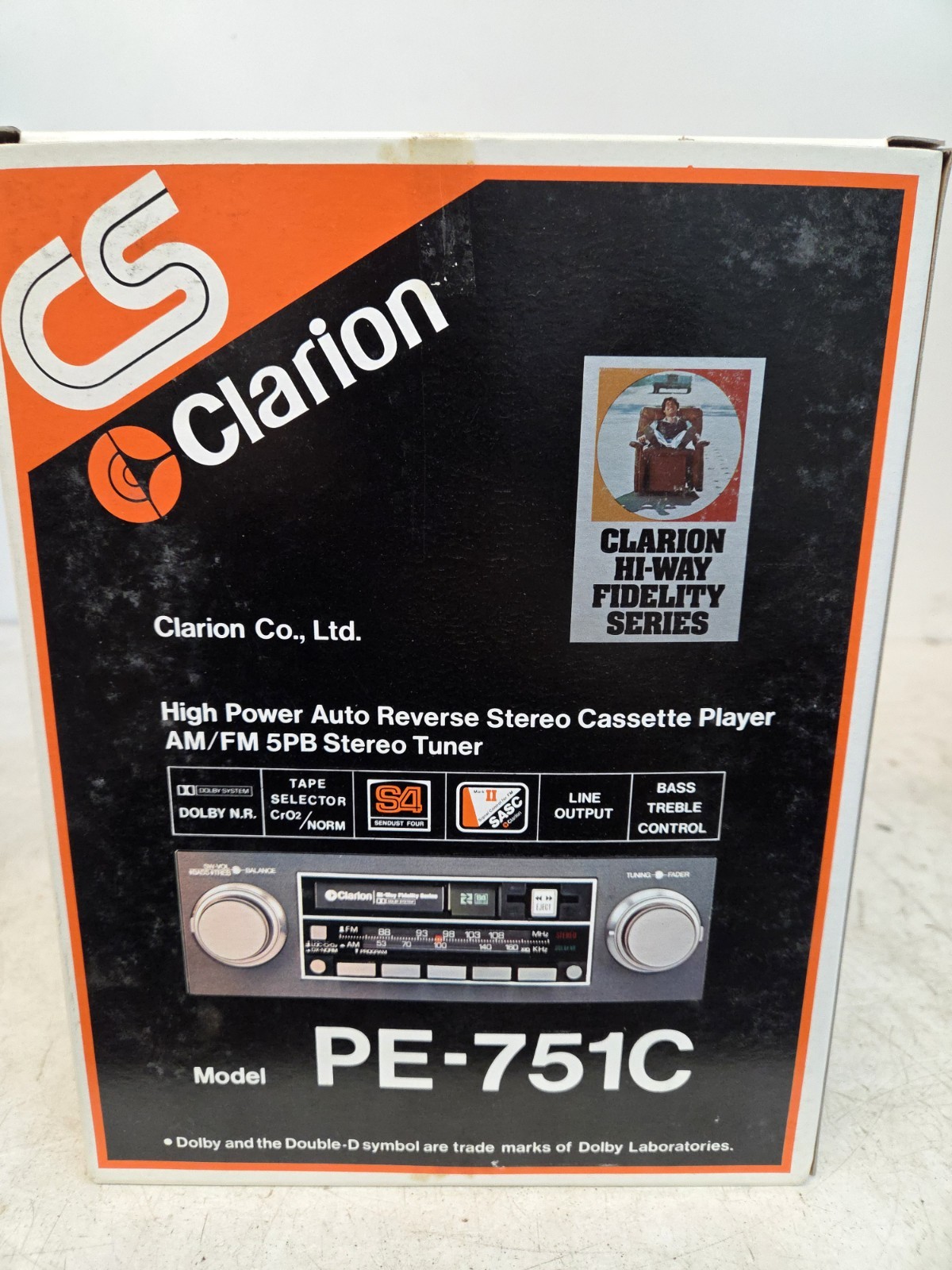 Vintage NOS Clarion PE-751C AM/FM Cassette Player Car Stereo Tuner 1970's