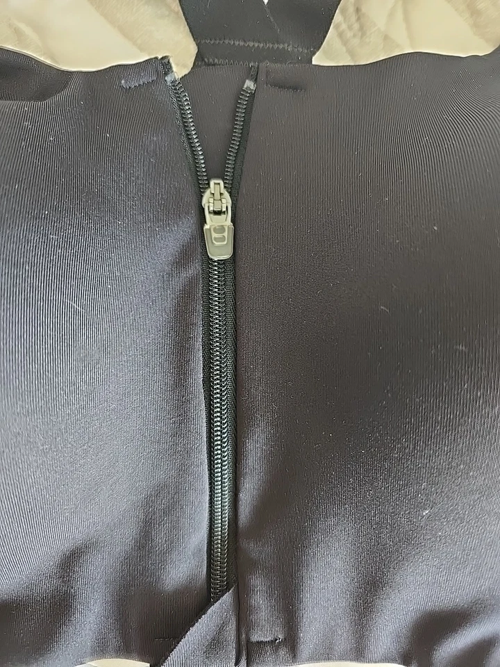 Lote de 3 sujetadores deportivos 38D y 36DD Wacoal Playtex todo en movimiento usados negros Foto 2 de 4