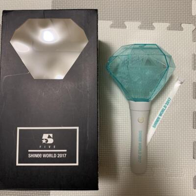 SHINee - SHINee ペンライト　公式　FIVE 未使用 SHINee - SHINee ペンライト 公式 FIVE 未使用の通販 by yumiri
