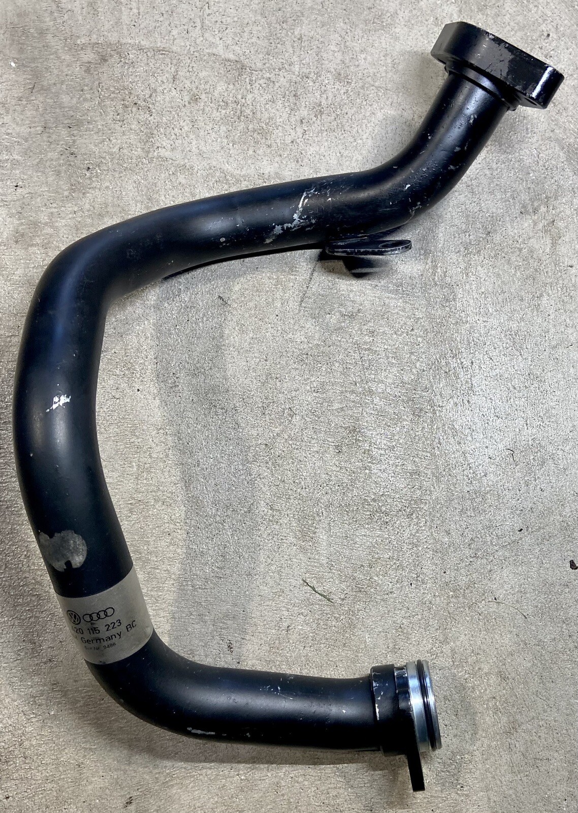 Audi R8 v10 Oil Pump Line - 420115223