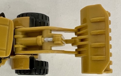 NORSCOT, 1:87 / HO scale. CATERPILLAR - CAT 950G, Wheel Loader - Picture 14 of 15