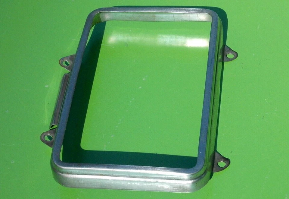 ОРИГИНАЛЬНОЕ КОЛЬЦО ОТДЕЛКИ ФАРЫ CHEVY METRO 90-97 91172267 GEO SPRINT LSI - Изображение 3 из 4