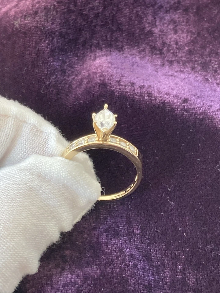 14K gold ring marquise Diamonique CZ Center Stone Flanked By 6 Rounds, 7 1/2 - Image 2 of 4