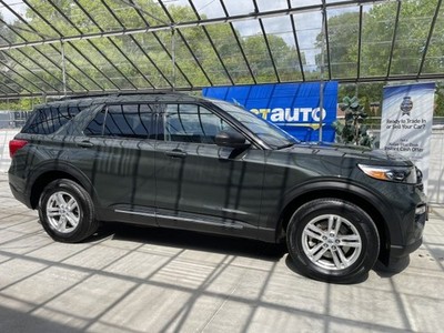 2023 Ford Explorer XLT 4WD one owner clean carfax just 12k miles