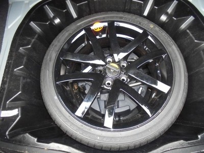 Vauxhall VXR8 Reserverad + Werkzeugsatz Holden HSV Commodore VE Pontiac G8
