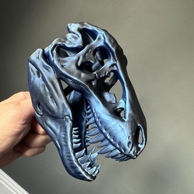 T-Rex 3D gedruckter Dinosaurier Schädel mit Stange - zweifarbig schwarz-blau metallic