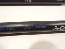 Verin de hayon / de capot Suzuki IGNIS