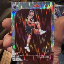 2019-20 Panini NBA Hoops - Rookie Variation Tyler Herro #210 Flash Prizm (RC)  
