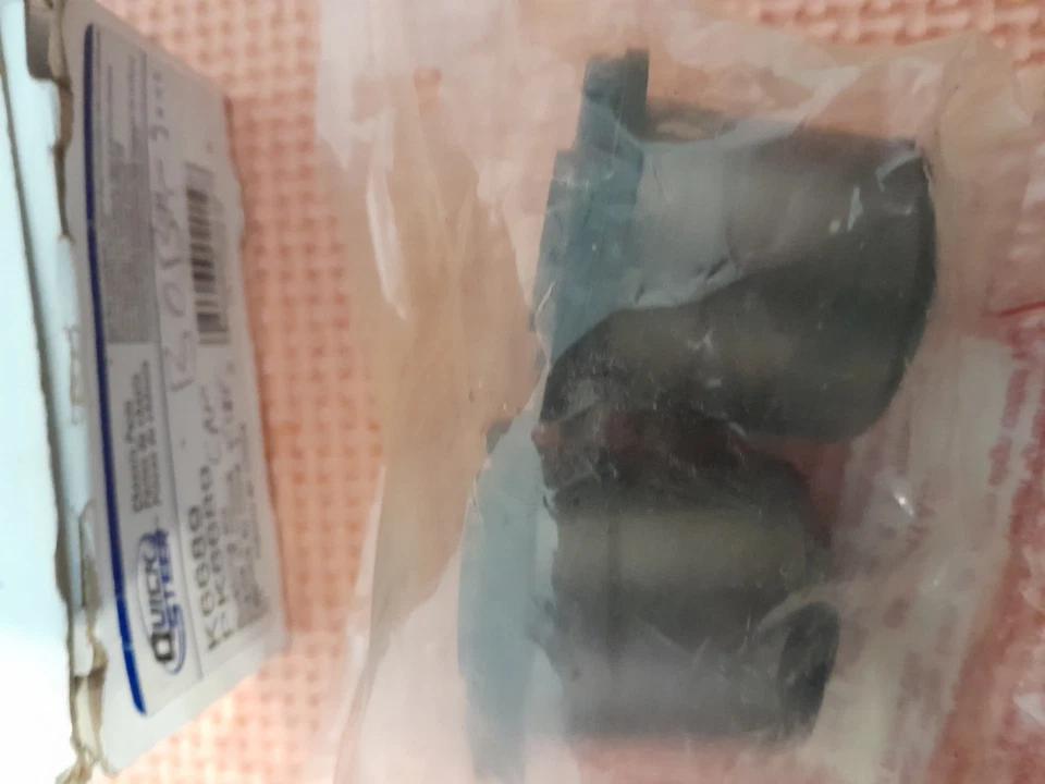 QUICK STEER K6689 CAMARO UPPER CONTROL ARM BRUSHES PAIR - Image 3 of 3