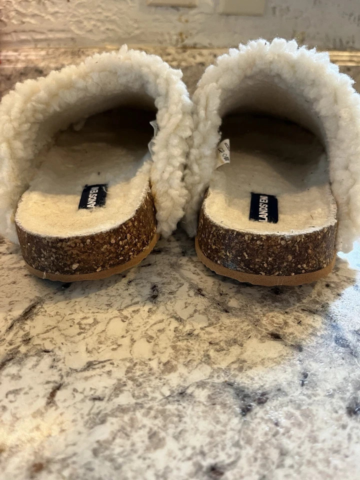 Lands Ends Women's Brown Felt Scuff Gingerbread Slippers Size 10B - Image 4 of 4