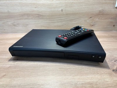 Samsung BD-J5500 - 3D Blu-ray Player / Curved Design (HDMI, USB) (Schwarz) GUT
