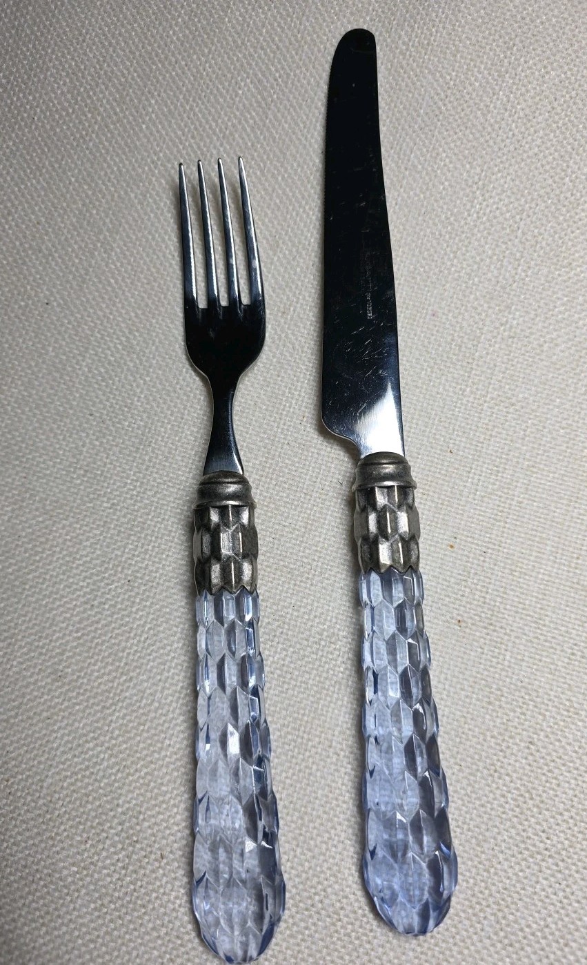 Picture 1 of 4