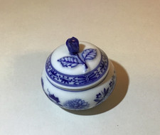 Hutschenreuther Zwiebelmuster Süssstoff Dose 2teilig