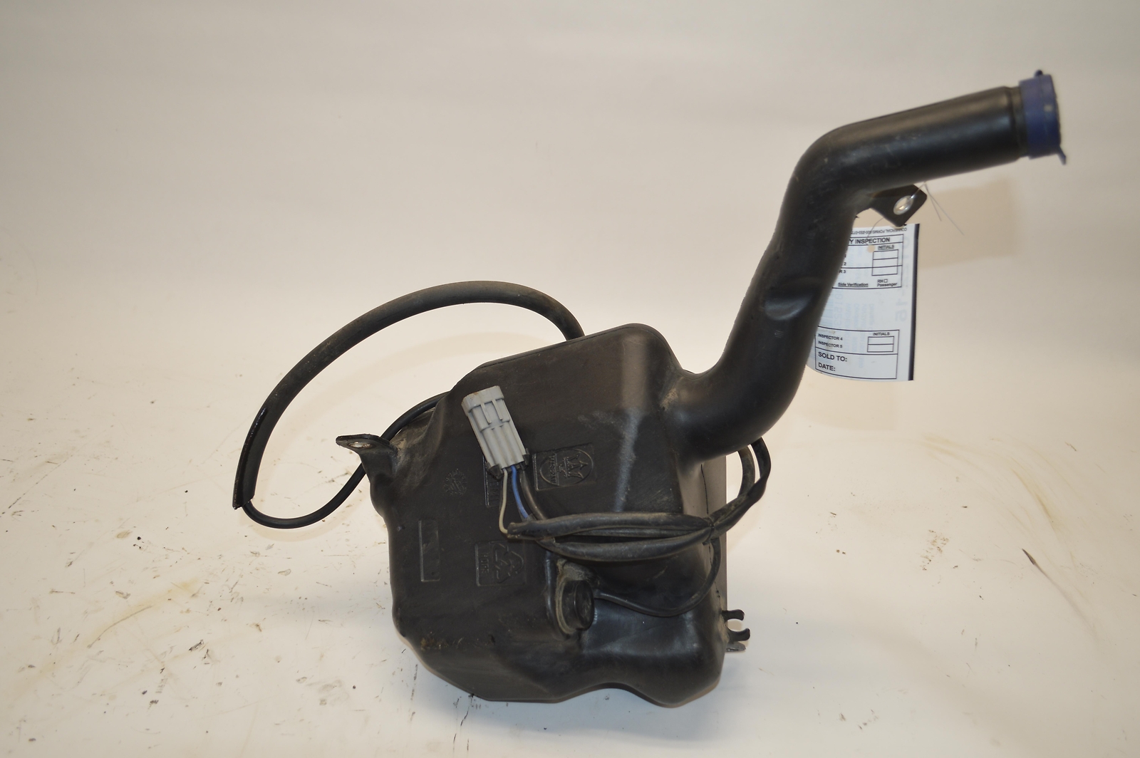 Maserati Quattroporte 2003-2008 Washer fluid