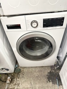 Bosch Serie 8 Waschmaschine WAX32MH9GB 9kg 1600 WiFi Ausschlachten für Ersatzteile