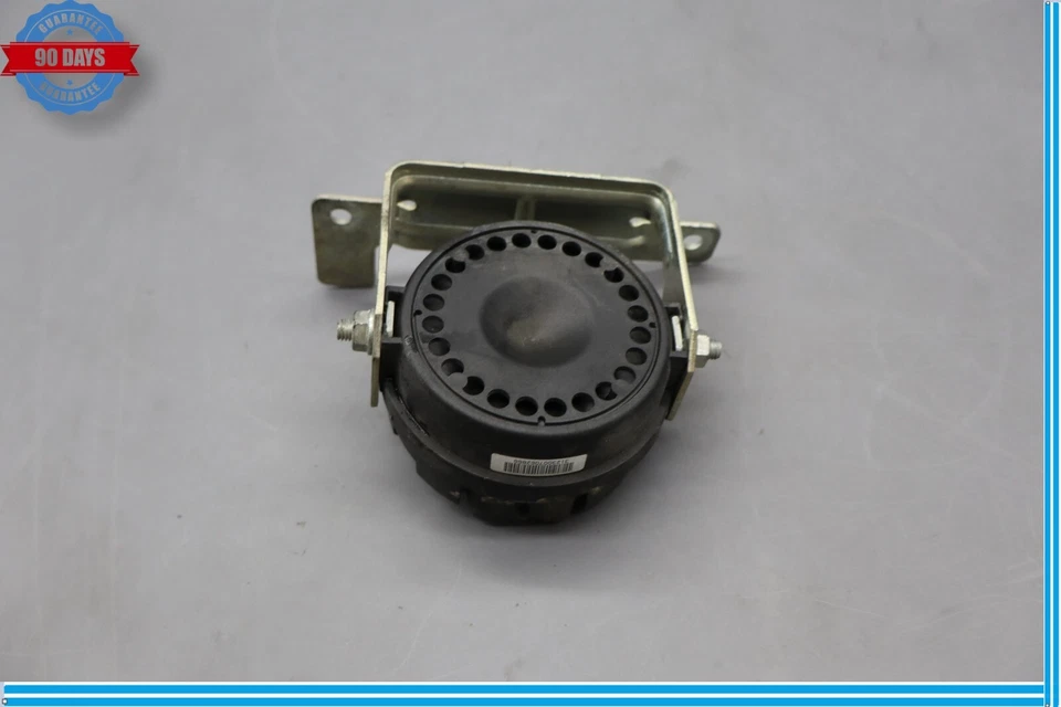 Сирена противоугонная сигнализация Maserati Ghibli 14-20 6700017230 оригинальная - Изображение 2 из 4