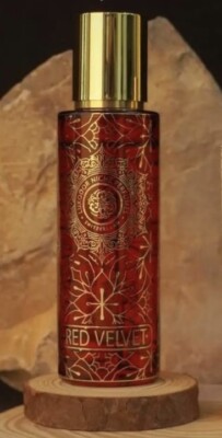 Red Velvet Extrait Parfum By Luxodor Niche Perfumes 30 ML: High End Fragrance 