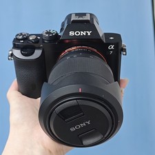 Sony Alpha A7 24.3MP Mirrorless Full Frame Digital Camera w/28-70mm lens Black
