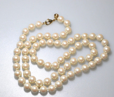 Vintage Monet signed  Bead Necklace faux  Pearl Knotted 23''  classic retro BE9