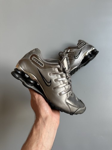 Nike Shox NZ Vintage RARE Silver Sneakers Shoes Size 35.5 Woman 6
