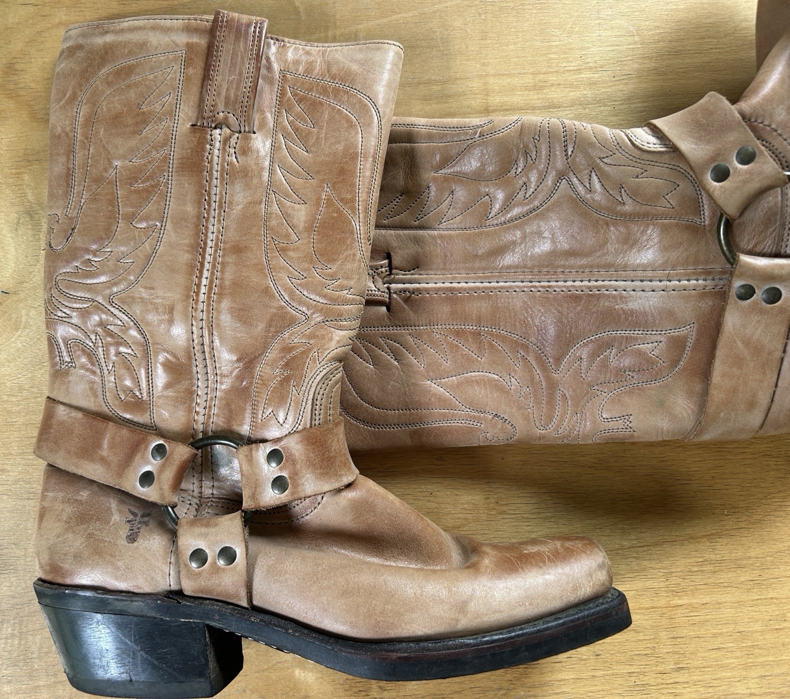 Vintage Frye Brown Eagle Harness Western Boot Women Sz 9 Cognac Square Toe OT
