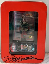 Action Jeff Gordon 24Dupont 2001 Chevrolet Cup Championship 1:64 in Tin MINT