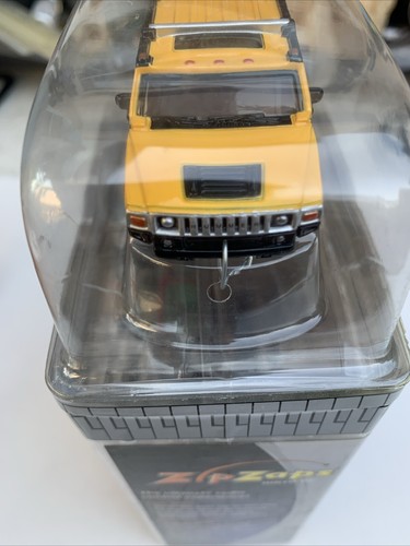 2004 Hummer H2 Yellow ZipZaps 600-7045 Micro RC Wireless Remote Controlled Car - Picture 10 of 11