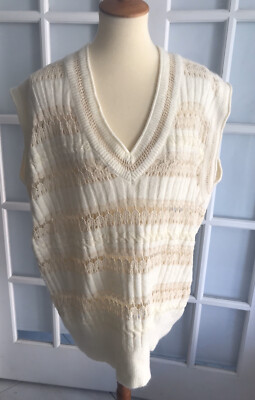 beige vest zara