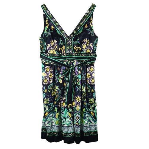 Beige By ECI Womens Stretch Dress with Floral Embroidery - M- New with Tags | eBay Beige By ECI Womens Stretch Dress with Floral Embroidery - M- New with Tags | eBay